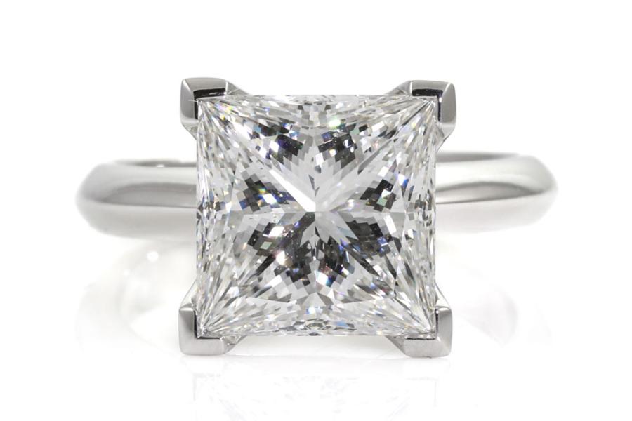 Monique Lhuillier Bliss Diamond Engagement Ring 1-1/4 ct tw Pear, Round &  Baguette-cut 18K White Gold | Kay